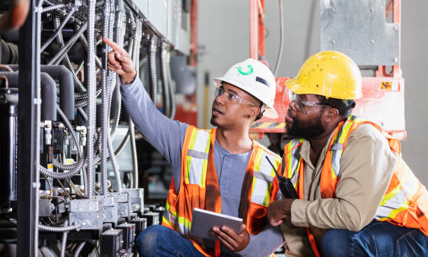 Best Electrical Contractors for Businesses  in Green Meadows, OH